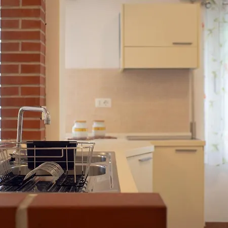 Caprice 迪亚诺马里纳